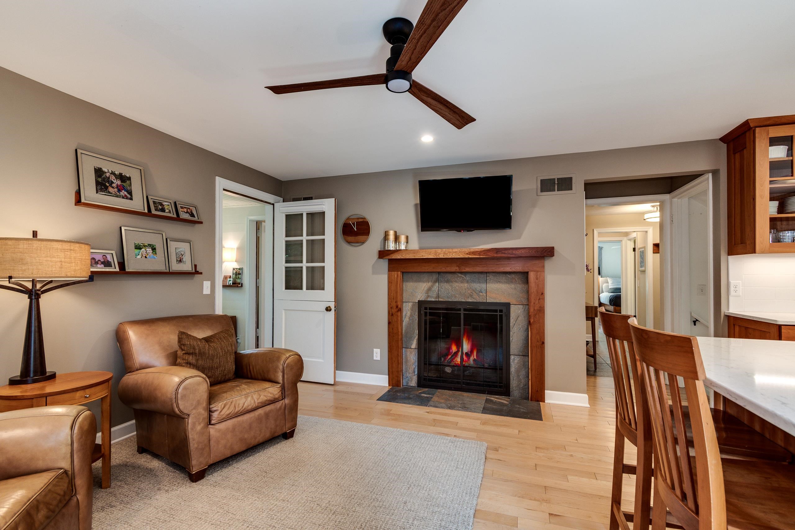 825 Mcbride Madison, WI 53704 - Photo 9 of 54