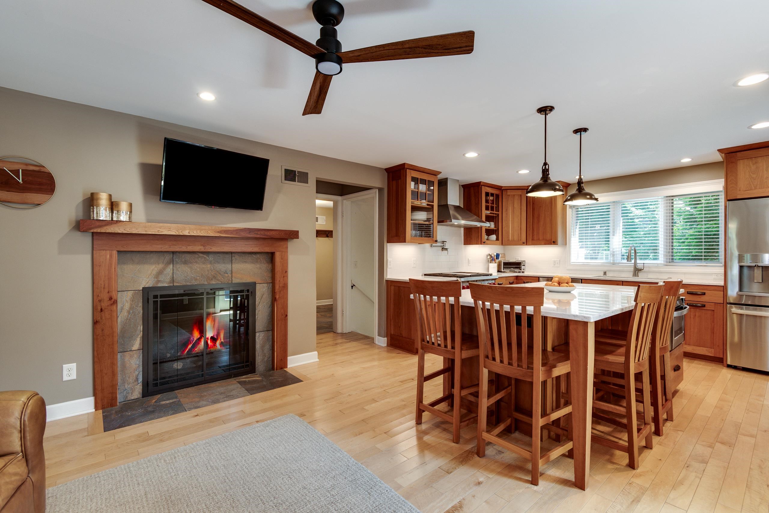 825 Mcbride Madison, WI 53704 - Photo 10 of 54