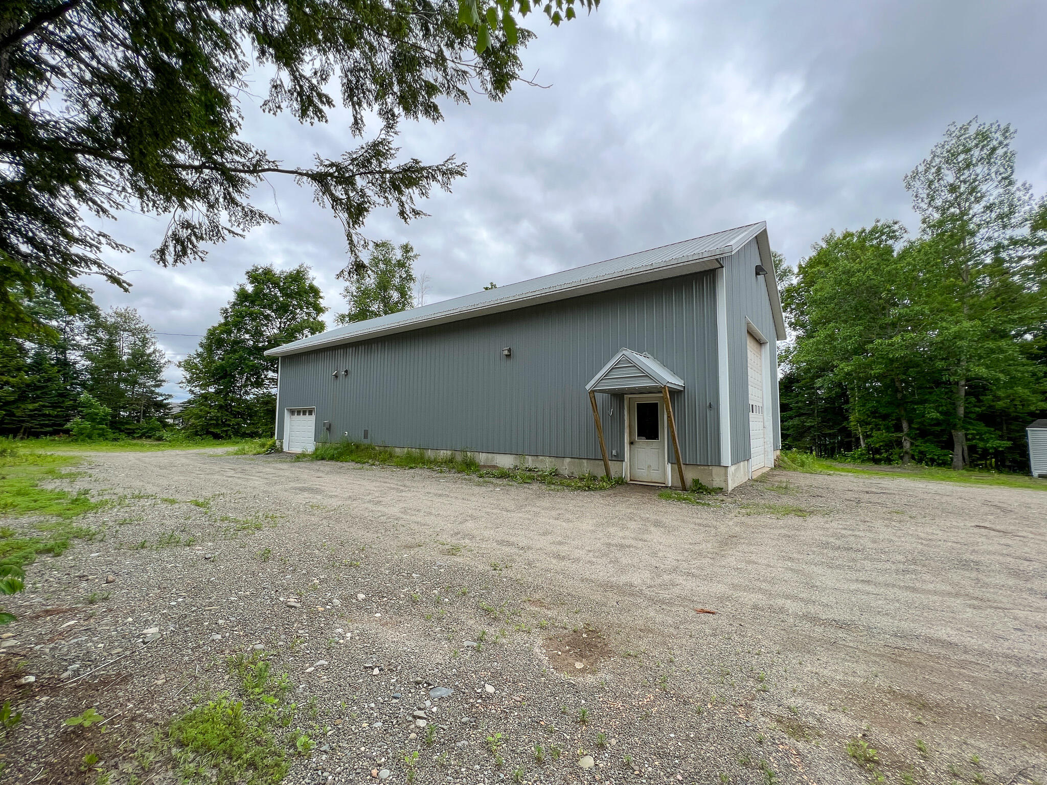 36 Oakview Lane Enfield, ME 04493 - Photo 2 of 10 IMG_5389