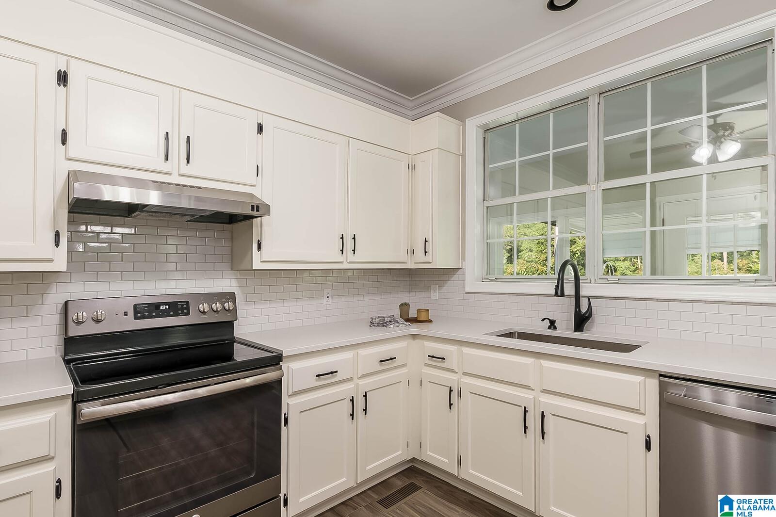 14745 Paul Howell Road Northport, AL 35475 - Photo 14 of 49
