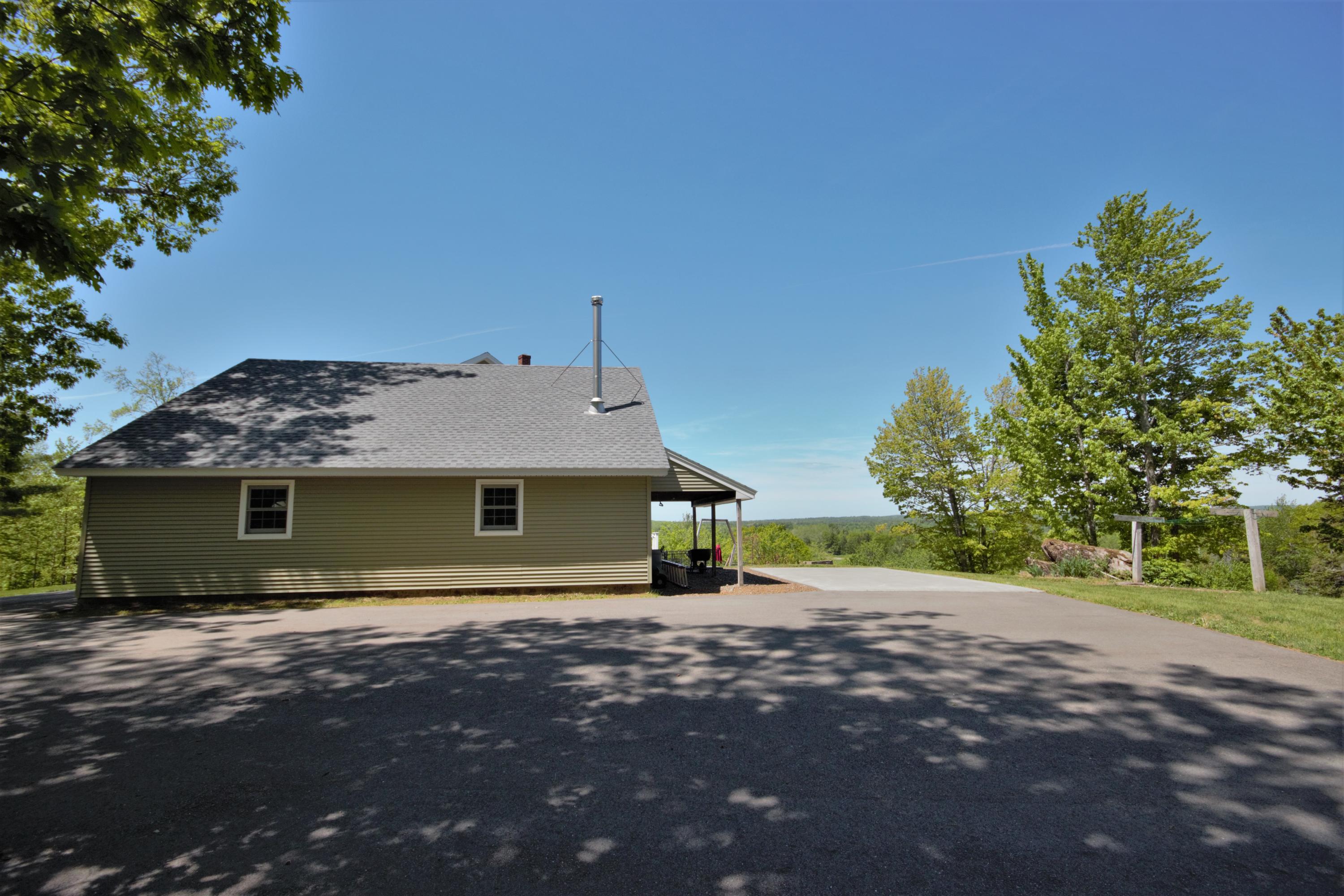 862 N Road Newburgh, ME 04444 - Photo 7 of 87 IMG_1802