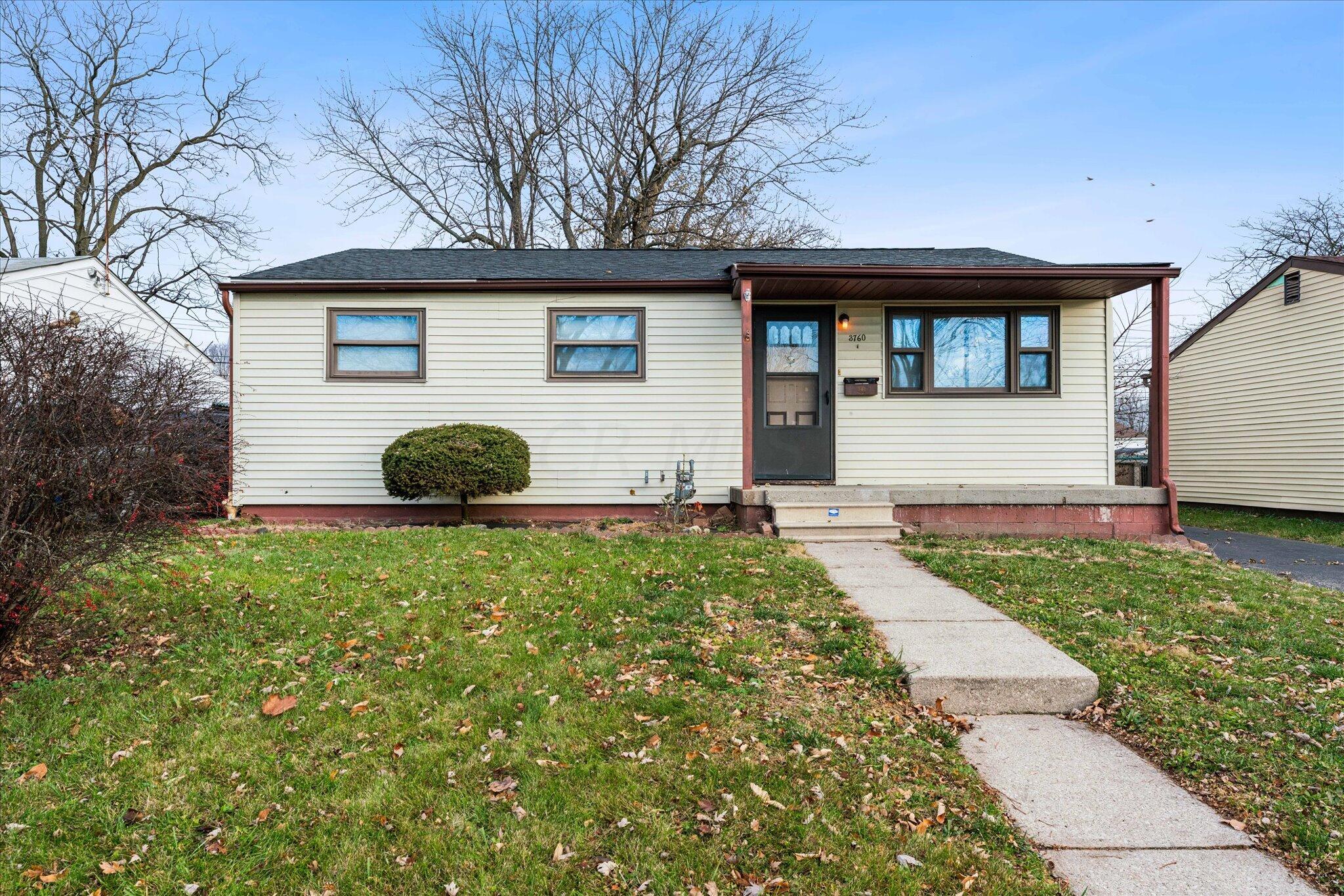 3760 Lynward Road Columbus, OH 43228 - Photo 1 of 30 Front Exterior
