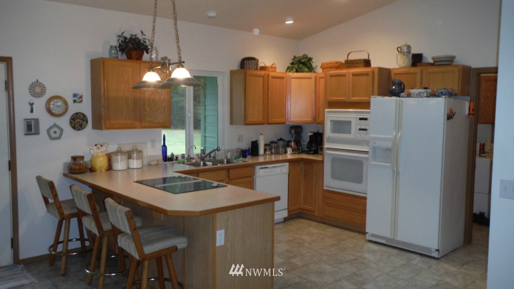 19909 Cook Road Southeast Yelm, WA 98597 - Photo 6 of 19 Gallery Image 6