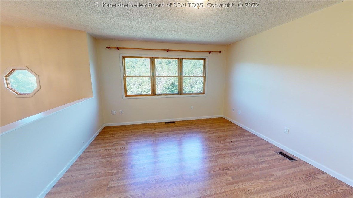 786 Tuckers Run Road Spencer, WV 25276 - Photo 12 of 32 Gallery Image 12