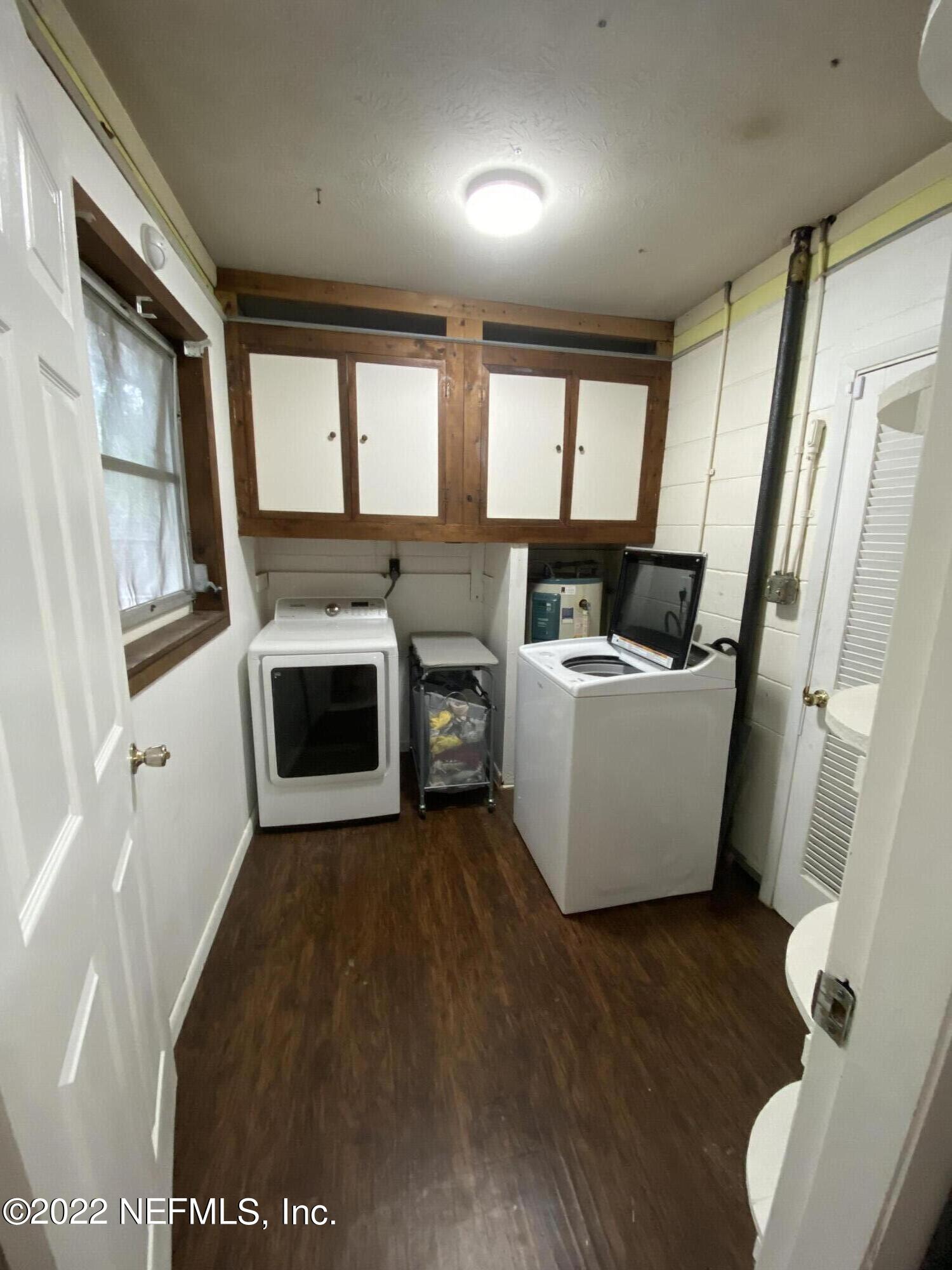 7836 Austin Road Jacksonville, FL 32244 - Photo 20 of 21 Austin laundry