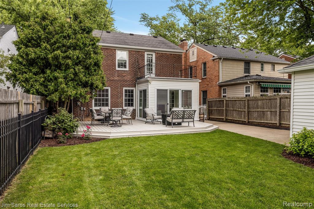 219 McMillan Road Grosse Pointe Farms, MI 48236 - Photo 22 of 25