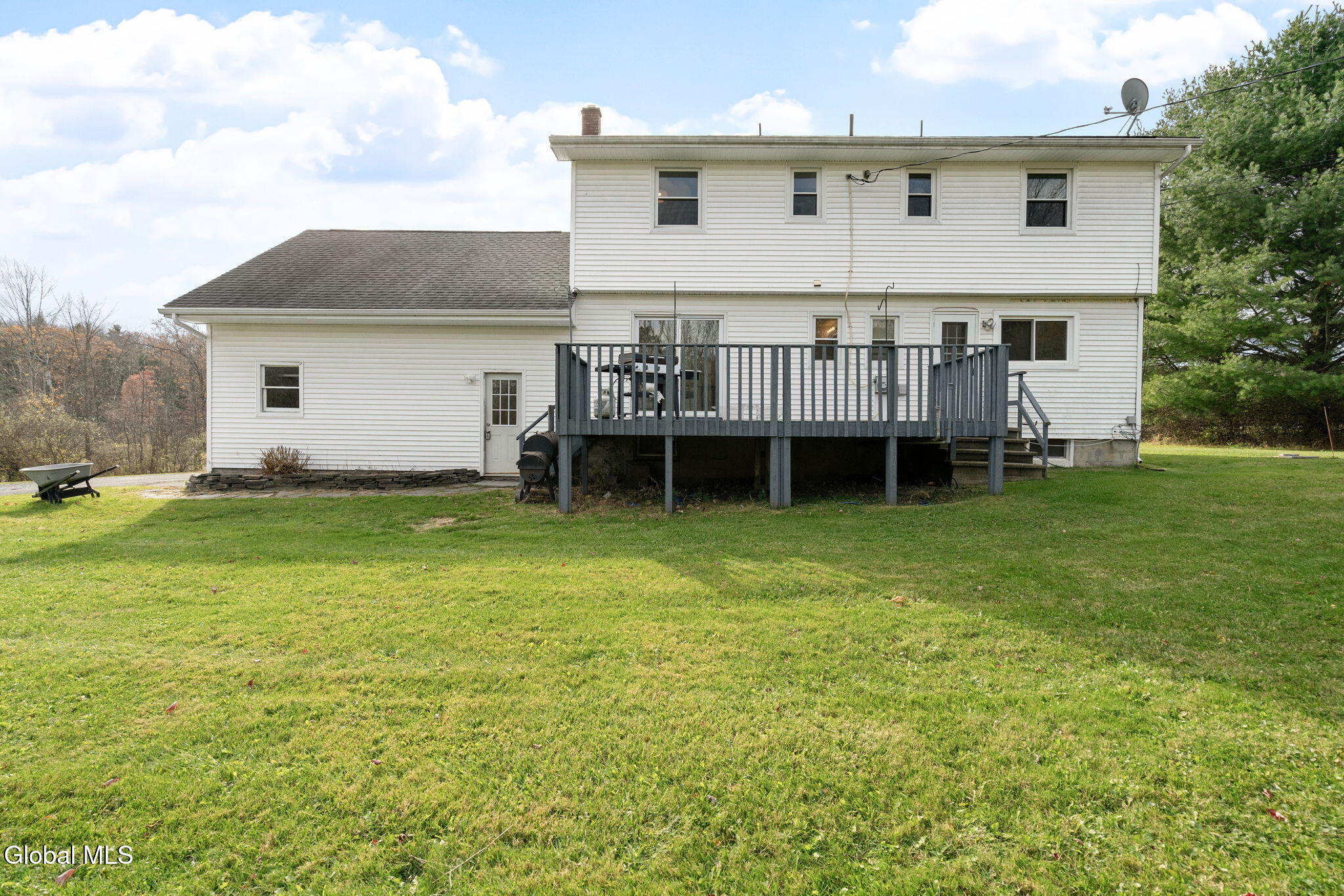 11-web-or-mls-862-s-kelley-rd
