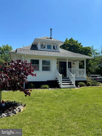 $350,000 | 81 North Railroad Avenue, Pedricktown, NJ 08067