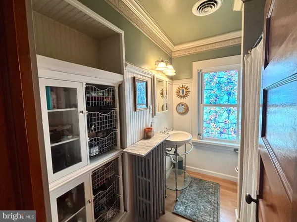 $350,000 | 81 North Railroad Avenue, Pedricktown, NJ 08067