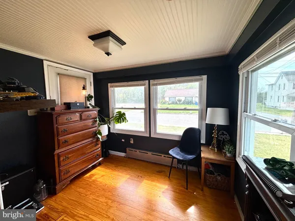 $350,000 | 81 North Railroad Avenue, Pedricktown, NJ 08067