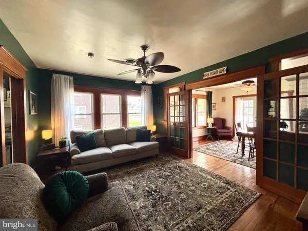 $350,000 | 81 North Railroad Avenue, Pedricktown, NJ 08067