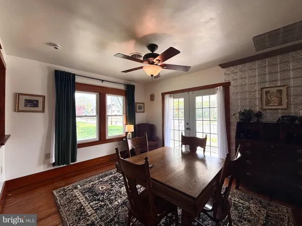 $350,000 | 81 North Railroad Avenue, Pedricktown, NJ 08067