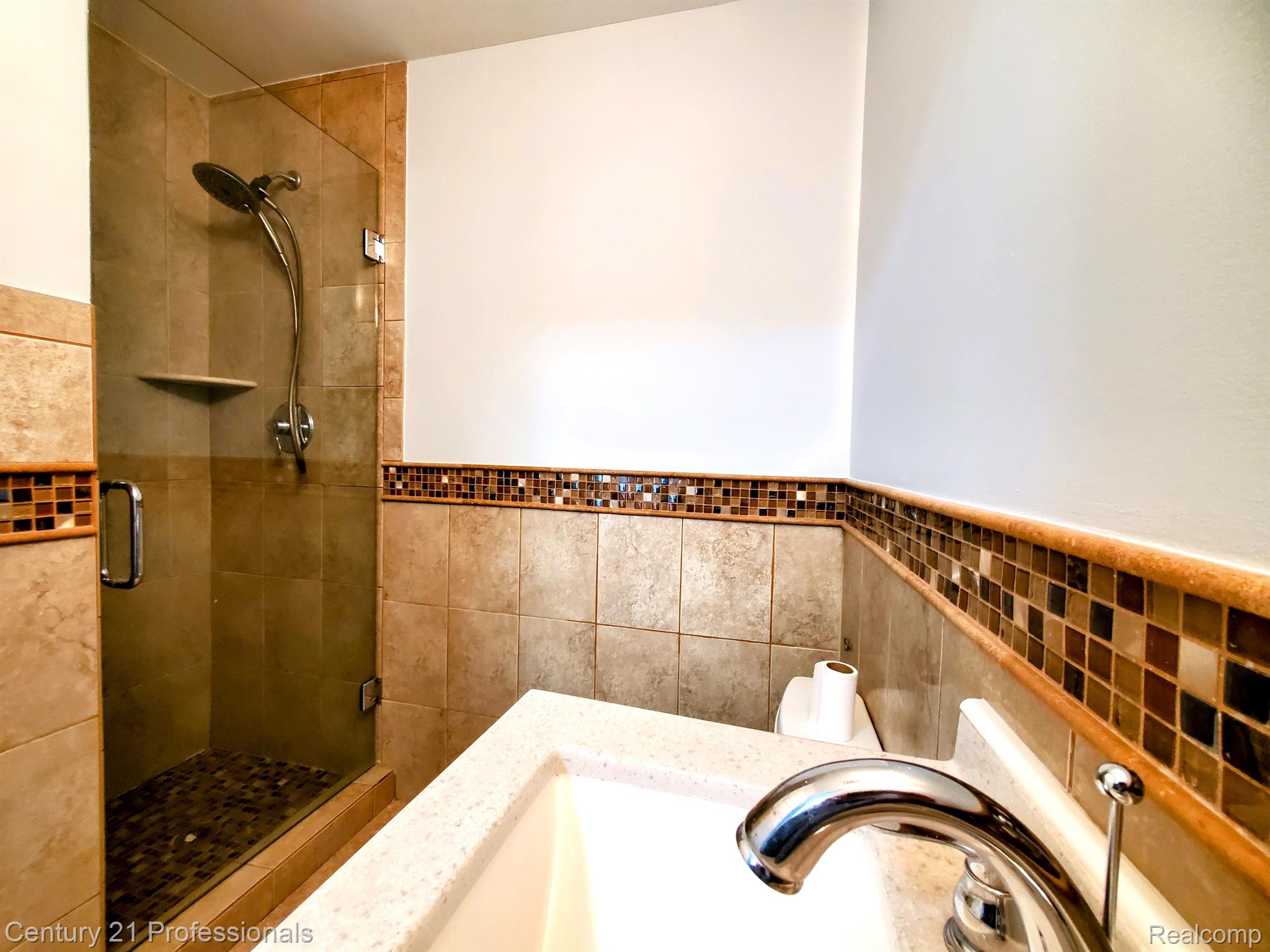 35741 Springvale Street Farmington, MI 48331 - Photo 33 of 35 Gallery Image 33