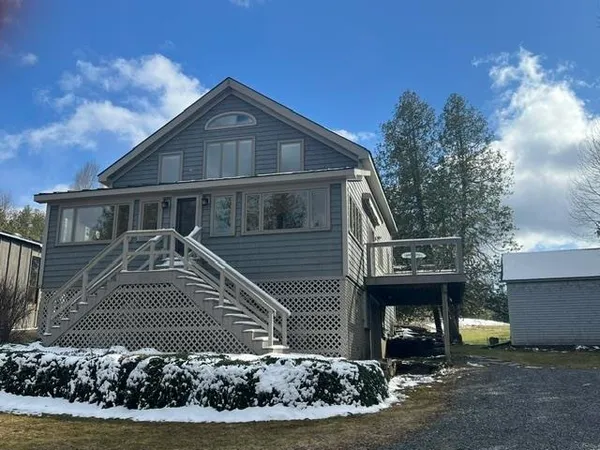 $829,000 | 43 Rowdis Road, Greensboro, VT 05841