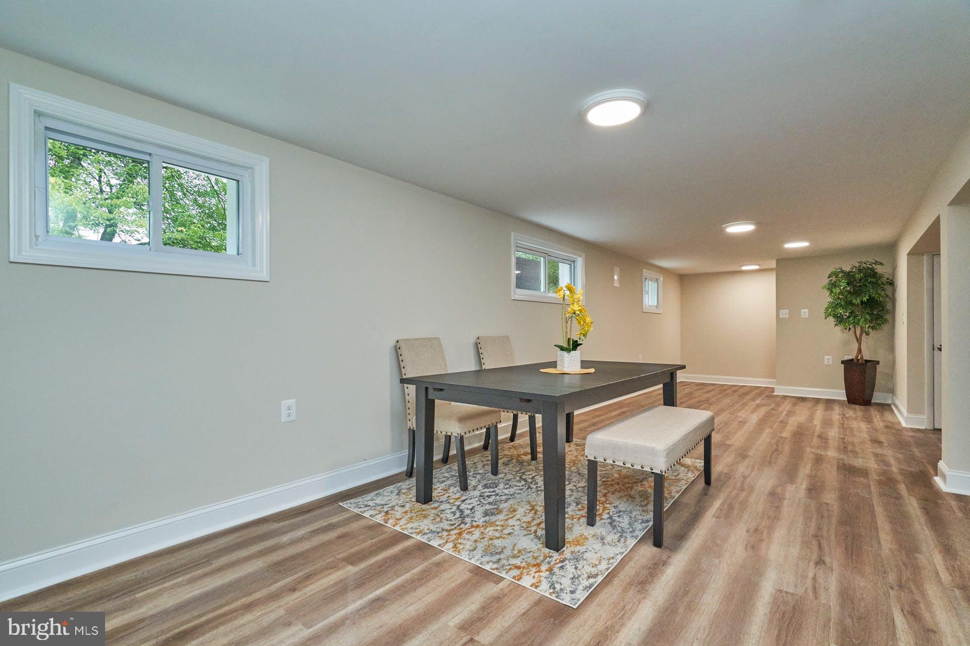 7422 Fordson Road Alexandria, VA 22306 - Photo 22 of 34 Rec room area