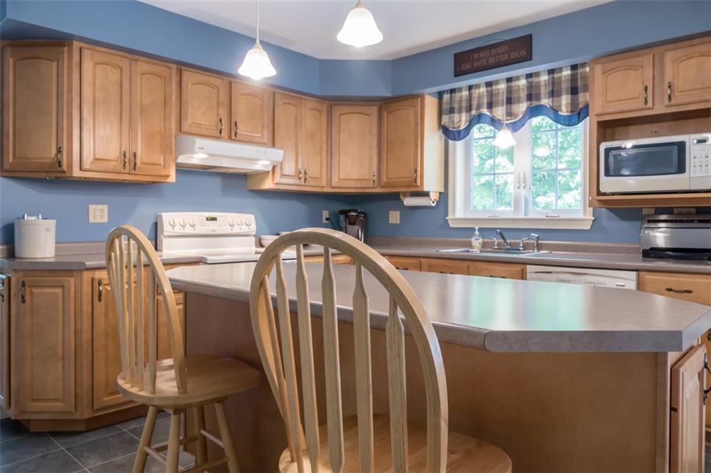 307 Gardiner Road Dresden, ME 04342 - Photo 12 of 35 Photo