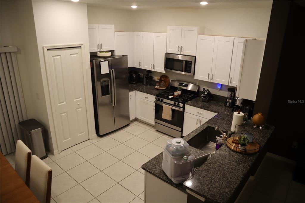 8339 Birch Hvn Lane, Unit 8339 New Port Richey, FL 34655 - Photo 8 of 18