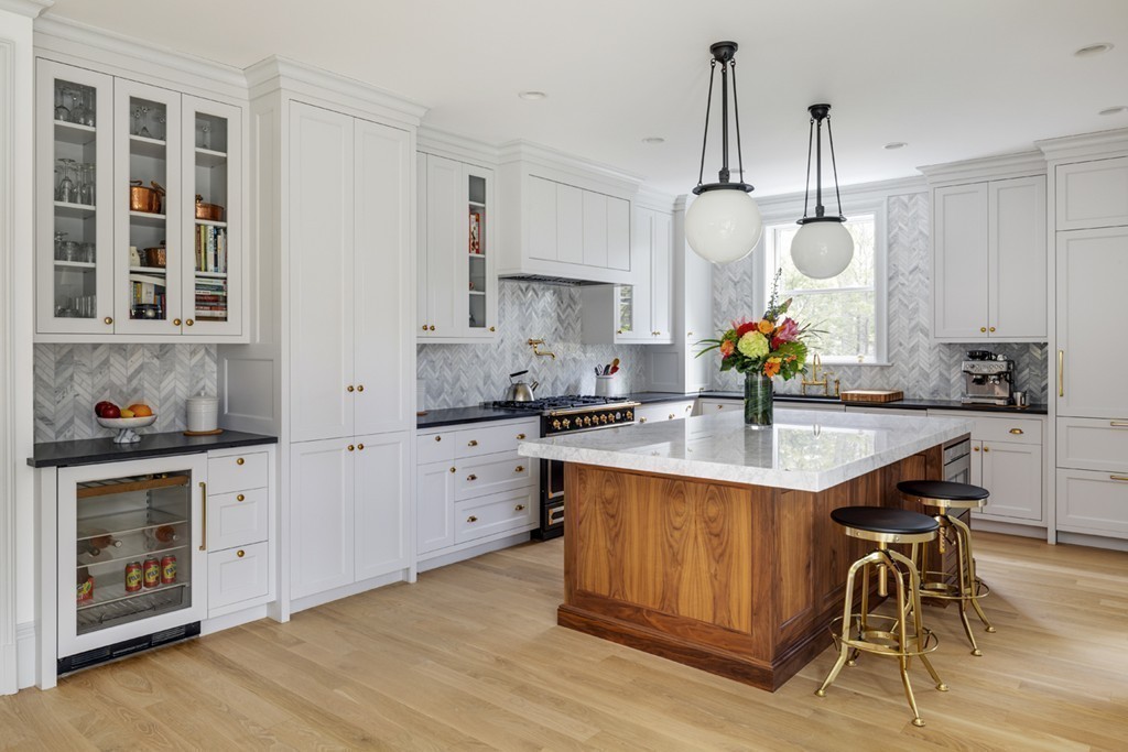 4 Eliot Road Lexington, MA 02421 - Photo 13 of 40 Gallery Image 13