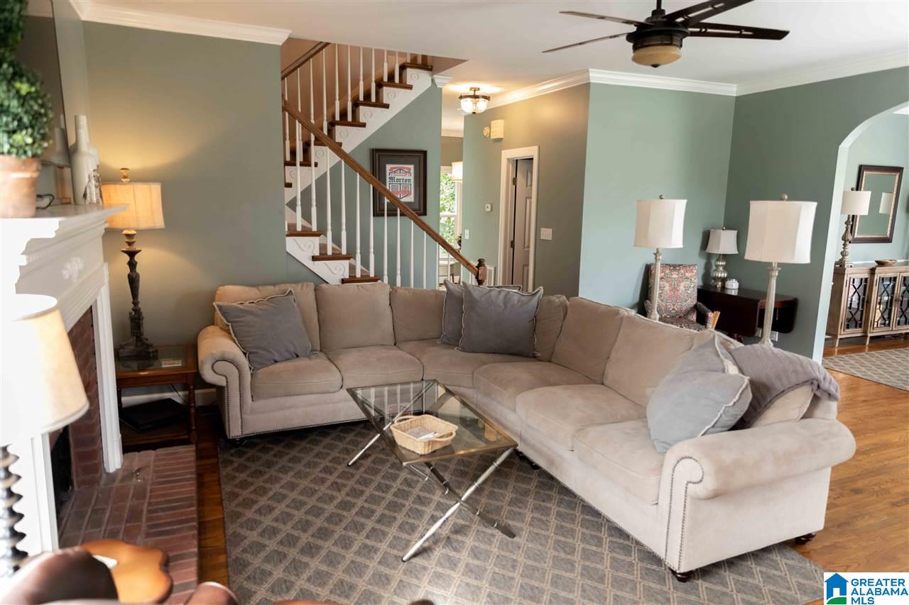 516 Meadow Ridge Circle Birmingham, AL 35242 - Photo 2 of 32