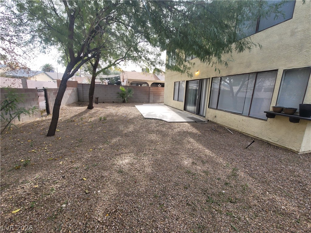 4760 Woodridge Road Las Vegas, NV 89121 - Photo 14 of 66