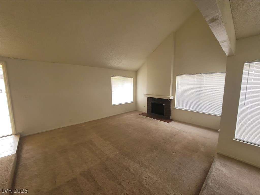 4760 Woodridge Road Las Vegas, NV 89121 - Photo 17 of 66