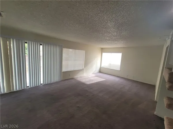 $2,300 | 4760 Woodridge Road, Las Vegas, NV 89121