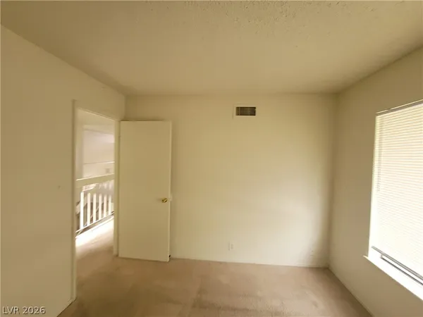 $2,300 | 4760 Woodridge Road, Las Vegas, NV 89121