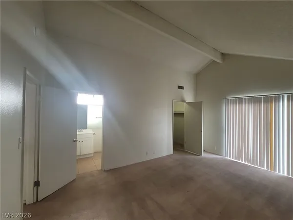 $2,300 | 4760 Woodridge Road, Las Vegas, NV 89121