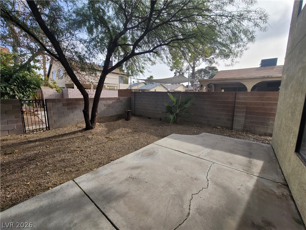 4760 Woodridge Road Las Vegas, NV 89121 - Photo 6 of 66