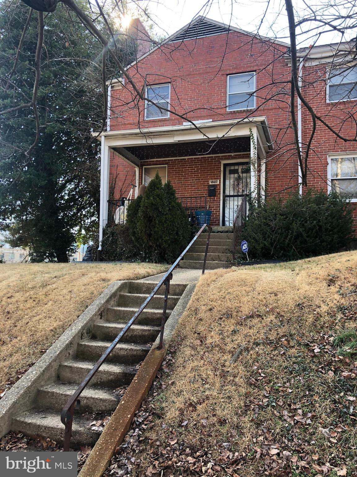 1807 Ingram Road Baltimore, MD 21239 - Photo 3 of 7