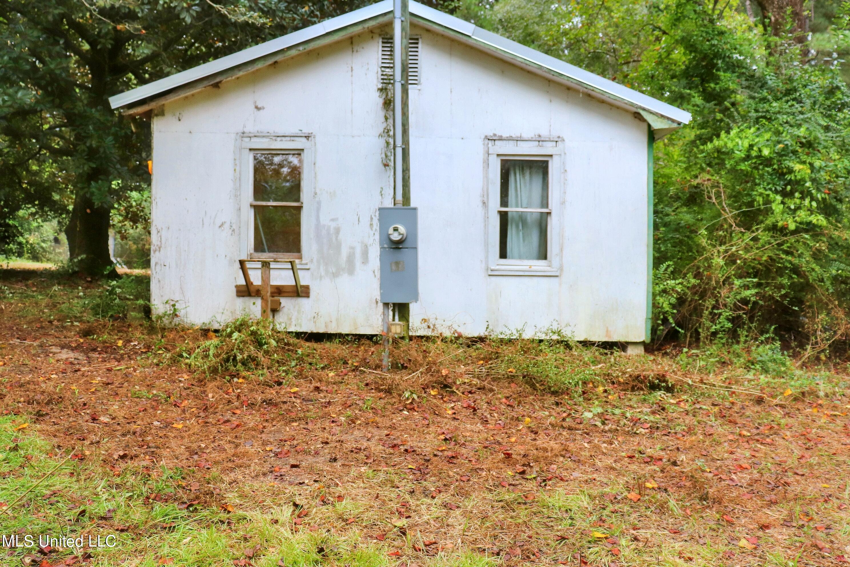 54 Ida Reyer Road Poplarville, MS 39470 - Photo 13 of 15 52dc4620-58b5-47b1-9e12-4e45ef985c31