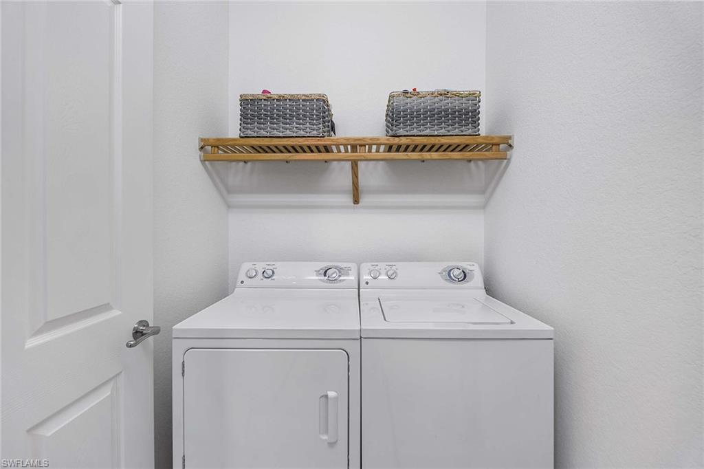 9134 Chula Vista Street, Unit 125 Naples, FL 34113 - Photo 20 of 41