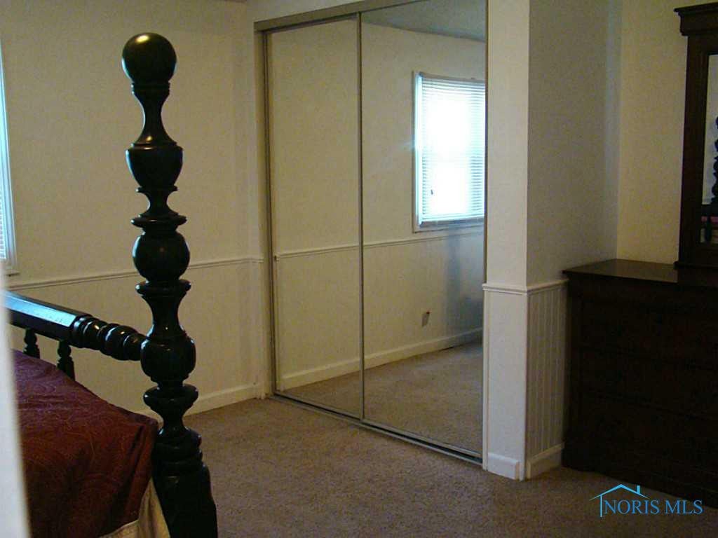 926 Rochelle Road Toledo, OH 43615 - Photo 7 of 12 Master Bedroom.