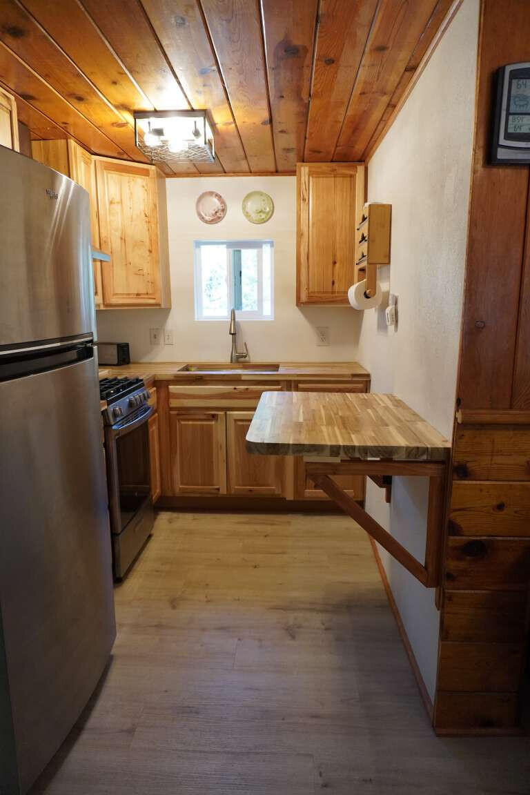 167 South Ranch Lane Payson, AZ 85541 - Photo 27 of 40 a kitchen with stainless steel appliances granite countertop a refrigerator a stove and a sink