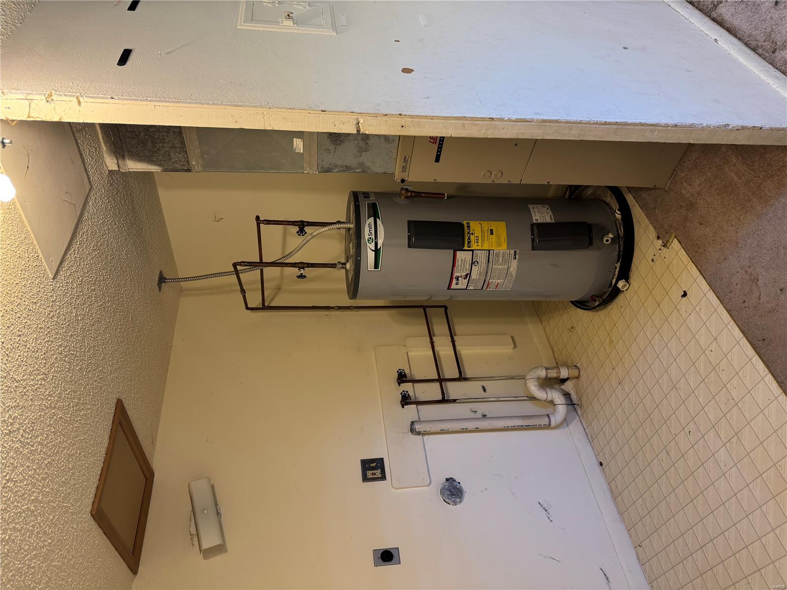 8636 Ridge Road Dittmer, MO 63023 - Photo 7 of 9