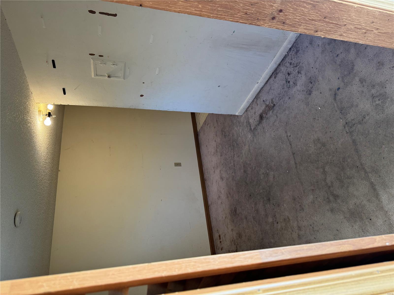 8636 Ridge Road Dittmer, MO 63023 - Photo 8 of 9