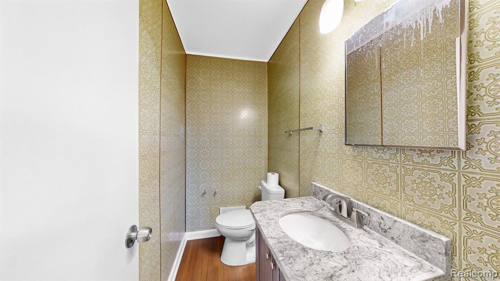 5013 Frazho Road Warren, MI 48091 - Photo 16 of 31