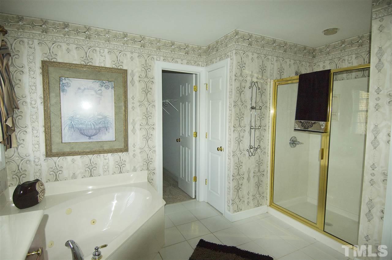 12432 Penrose Trail Raleigh, NC 27614 - Photo 13 of 25 Gallery Image 13