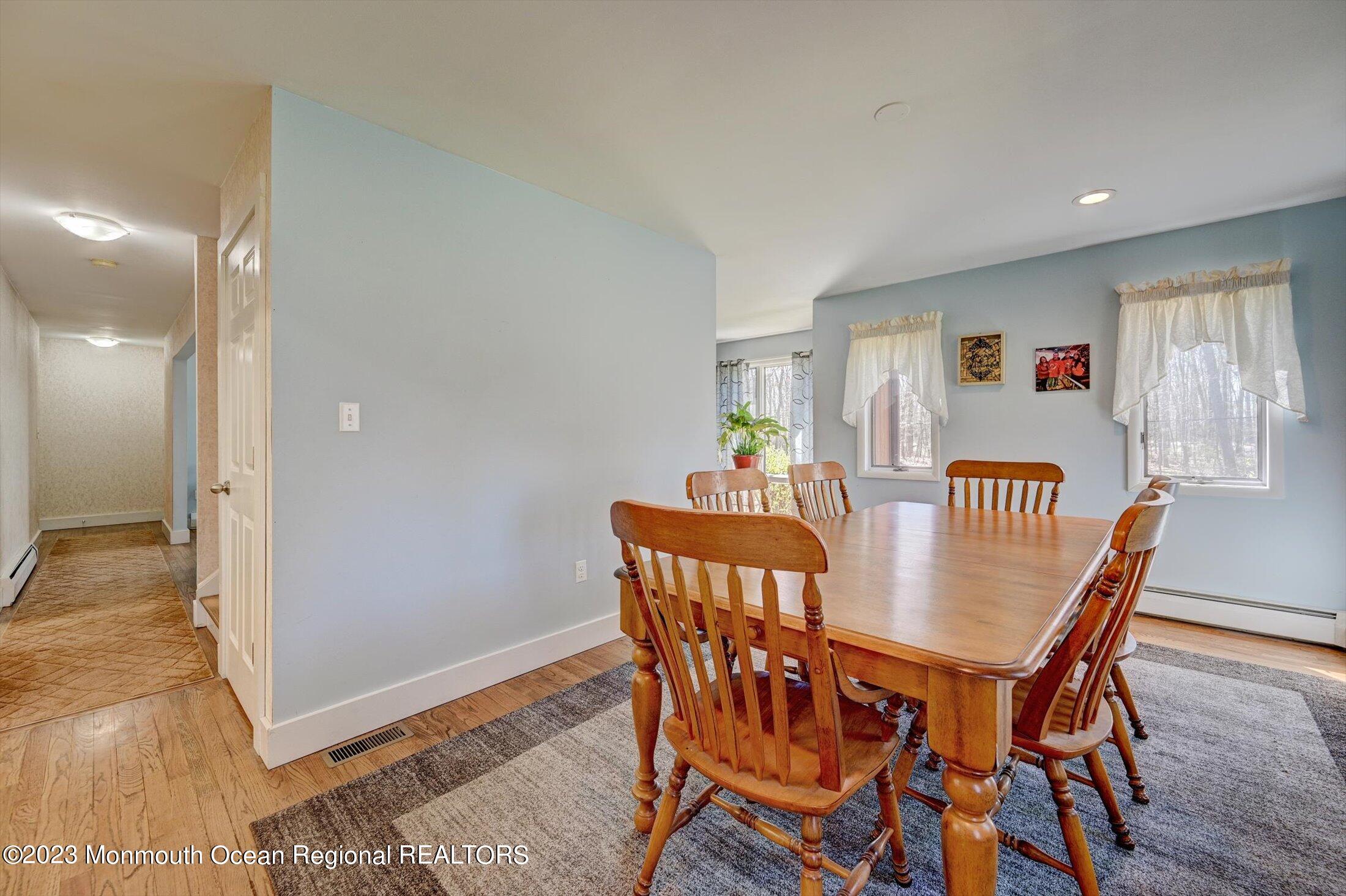 174 Peskin Road Farmingdale, NJ 07727 - Photo 14 of 61 14-36287666