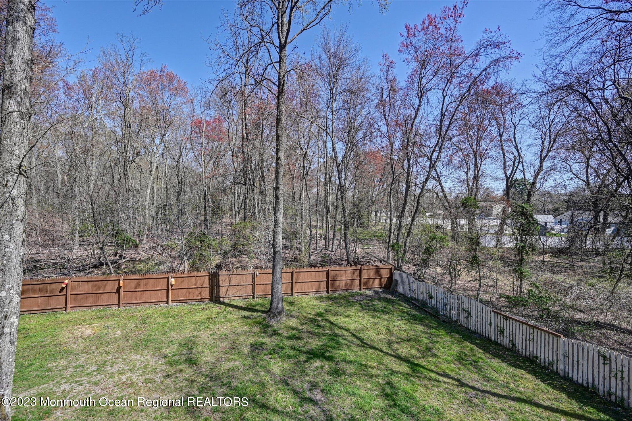 174 Peskin Road Farmingdale, NJ 07727 - Photo 50 of 61 52-36289389