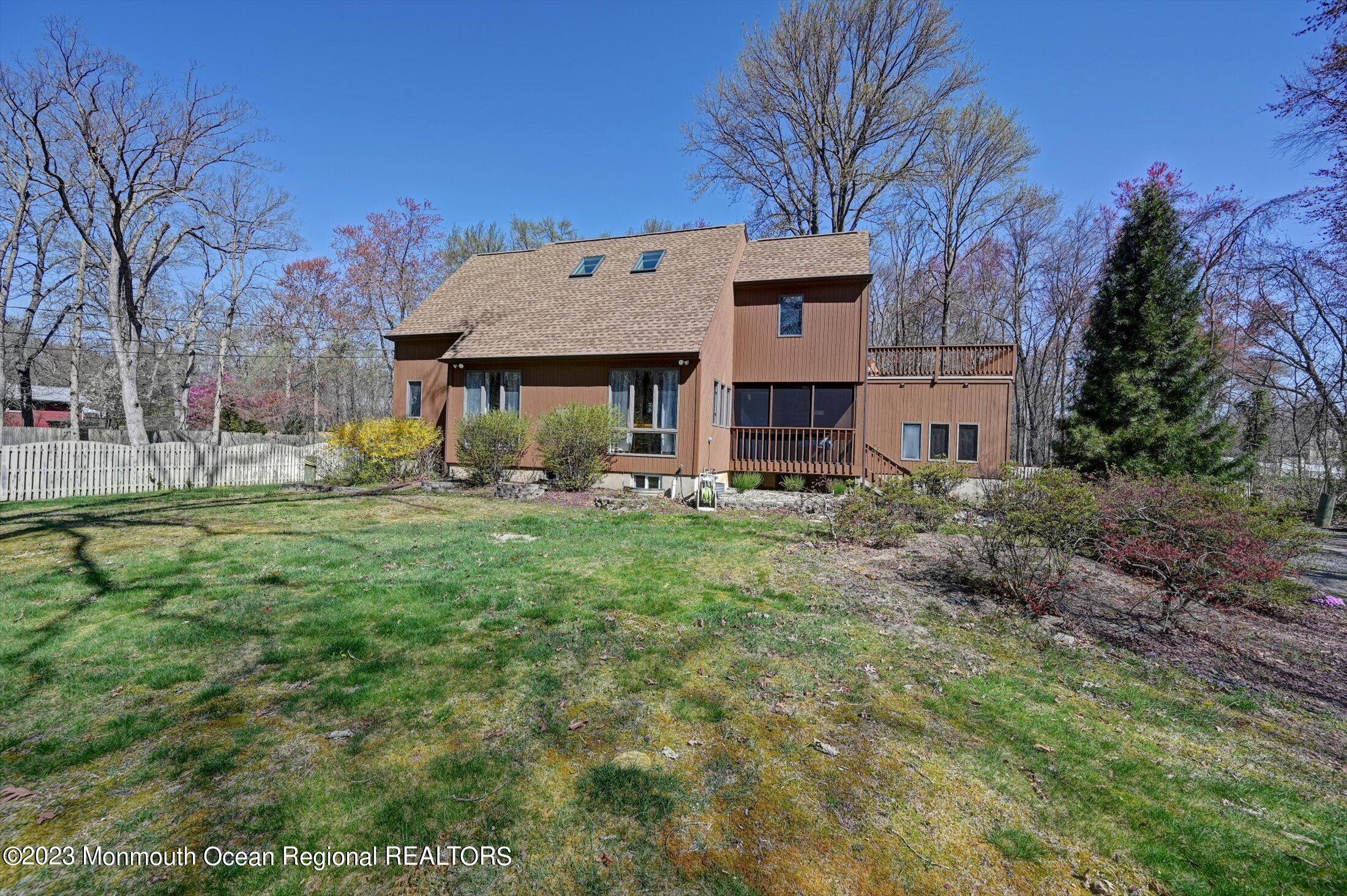174 Peskin Road Farmingdale, NJ 07727 - Photo 5 of 61 05-36288955
