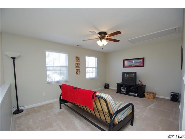 1918 Decatur Court Charlotte, NC 28213 - Photo 12 of 16 Gallery Image 12