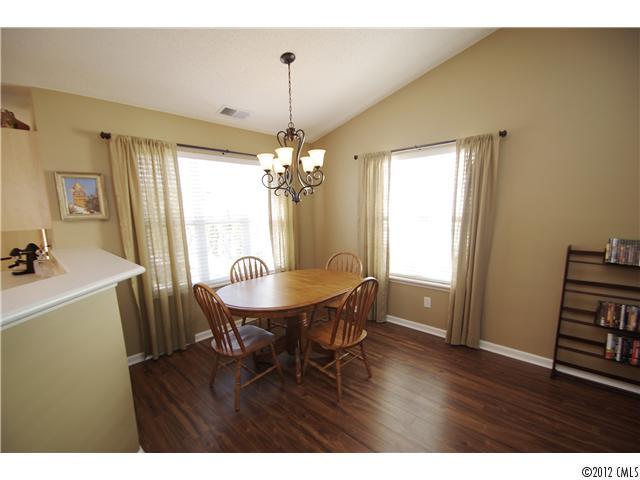 1918 Decatur Court Charlotte, NC 28213 - Photo 5 of 16 Gallery Image 5