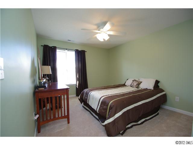 1918 Decatur Court Charlotte, NC 28213 - Photo 10 of 16 Gallery Image 10