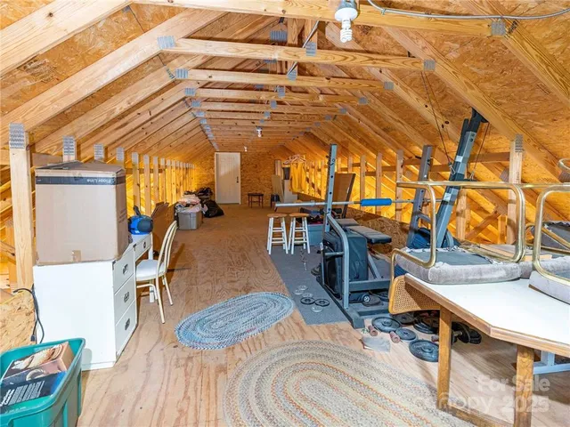 a big yard with lots of green space and deers