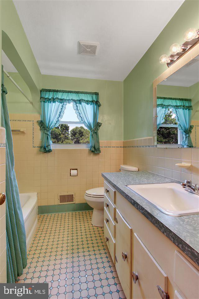 3331 Carlisle Road Dover, PA 17315 - Photo 16 of 25 Gallery Image 16