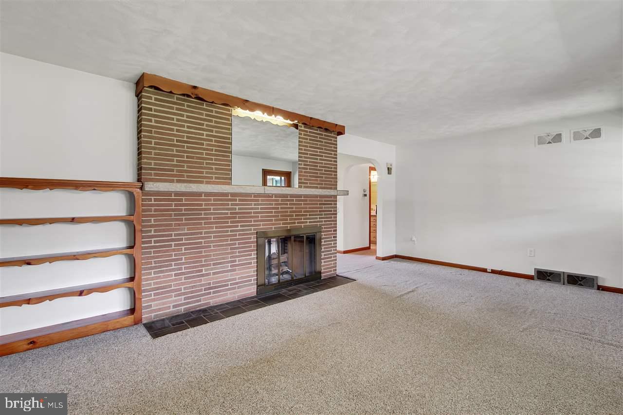 3331 Carlisle Road Dover, PA 17315 - Photo 5 of 25 Gallery Image 5