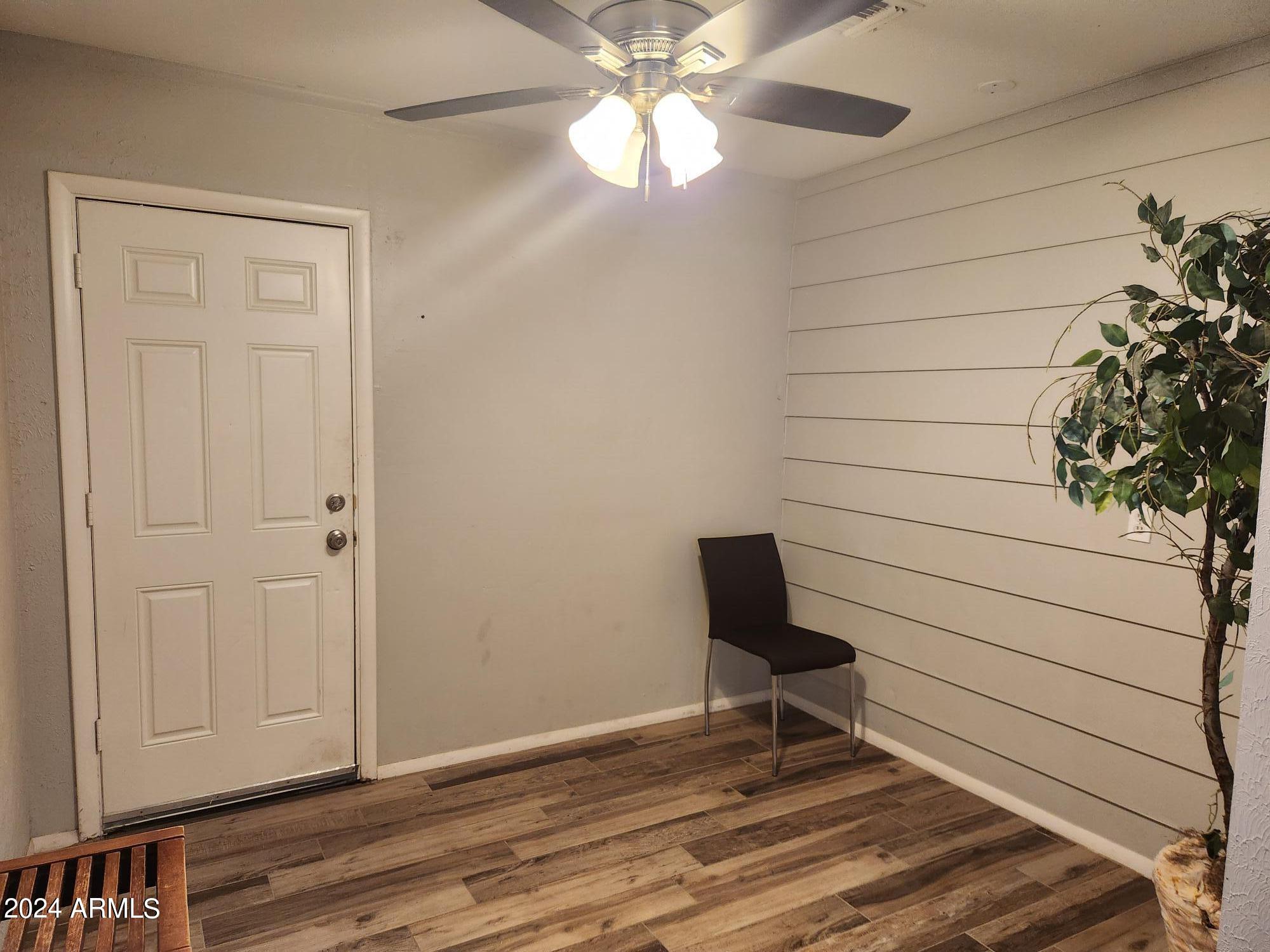3327 West Camelback Road Phoenix, AZ 85017 - Photo 10 of 15 1000002933