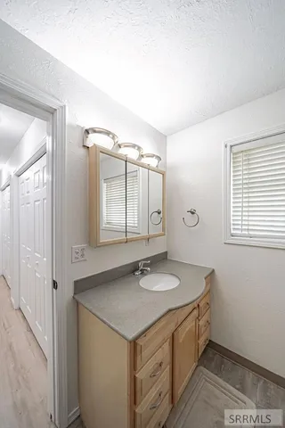 $950,000 | 342 South 1000 West, Blackfoot, ID 83221