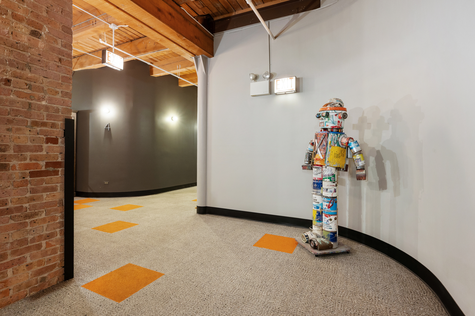 400 South Green Street, Unit 406 Chicago, IL 60607 - Photo 18 of 19 a view of a room with gym equipment